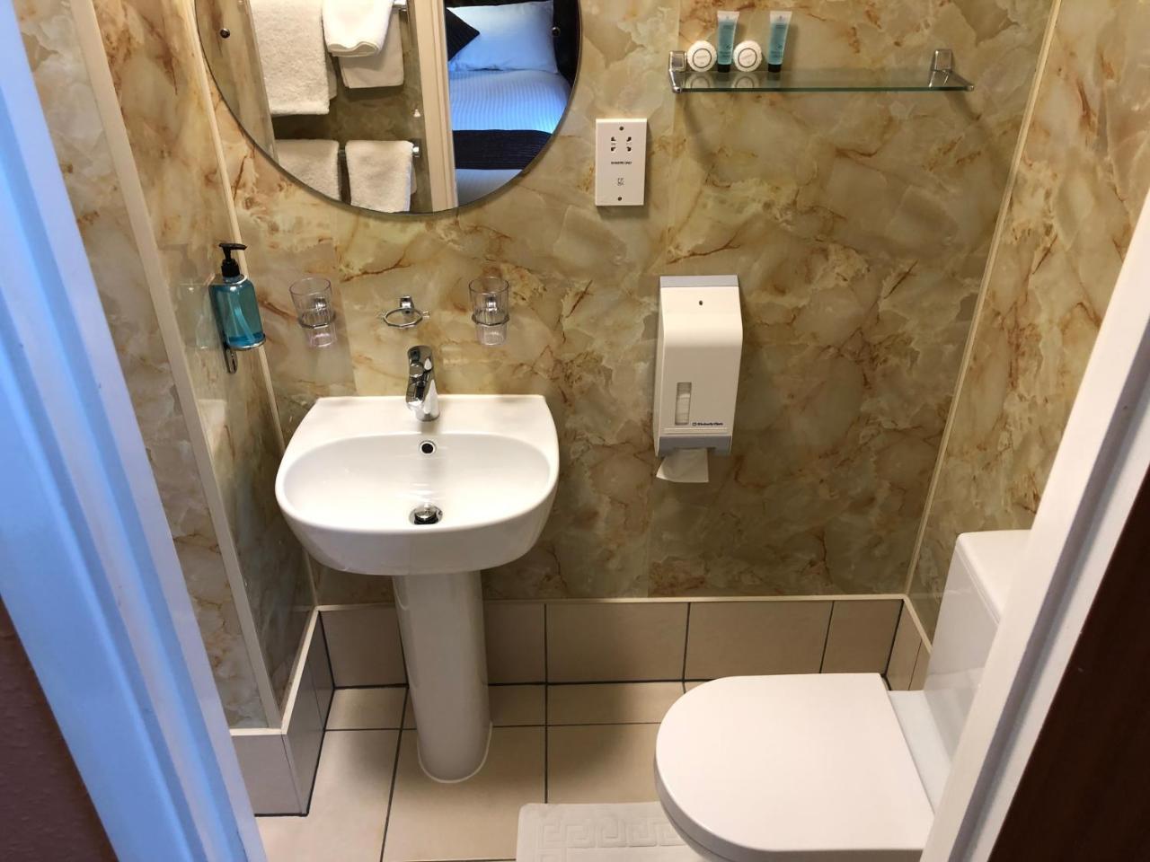 Grove End Hotell Watford  Eksteriør bilde