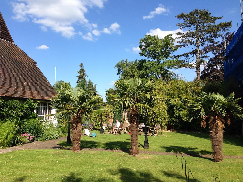 Grove End Hotell Watford  Eksteriør bilde